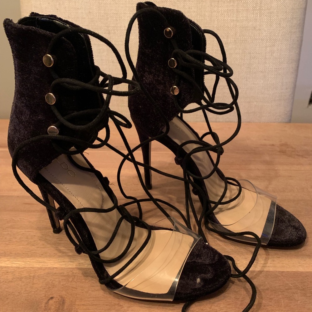 Aldo Somerly lace up pump